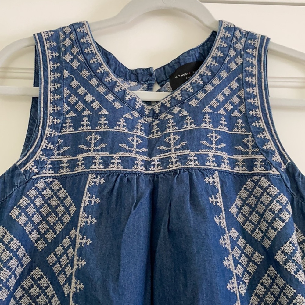 Romeo and Juliet Couture Chambray Dress - Picture 2 of 4